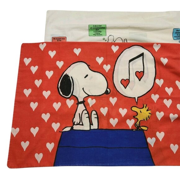 Vintage Set of 2 Peanuts Snoopy and Woodstock Hearts Pillow Case and Full Gang - Picture 5 of 15